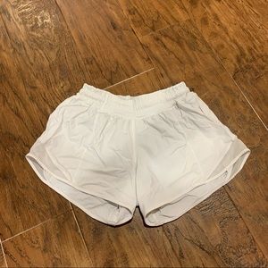 Lululemon Hotty Hot shorts